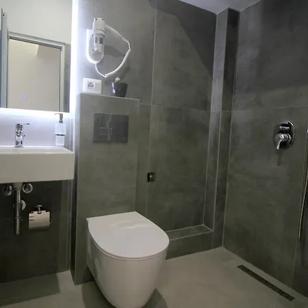 Art De Jon Hotel Sarandë