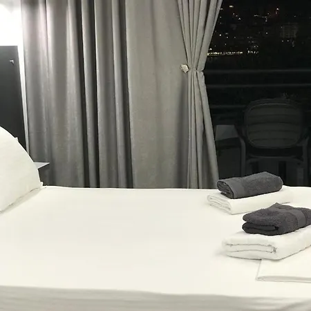 Art De Jon Hotel 3*